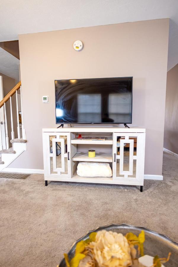 Lux - Downtown Oasis - Pool Table! Free Parking! Villa Lexington Esterno foto