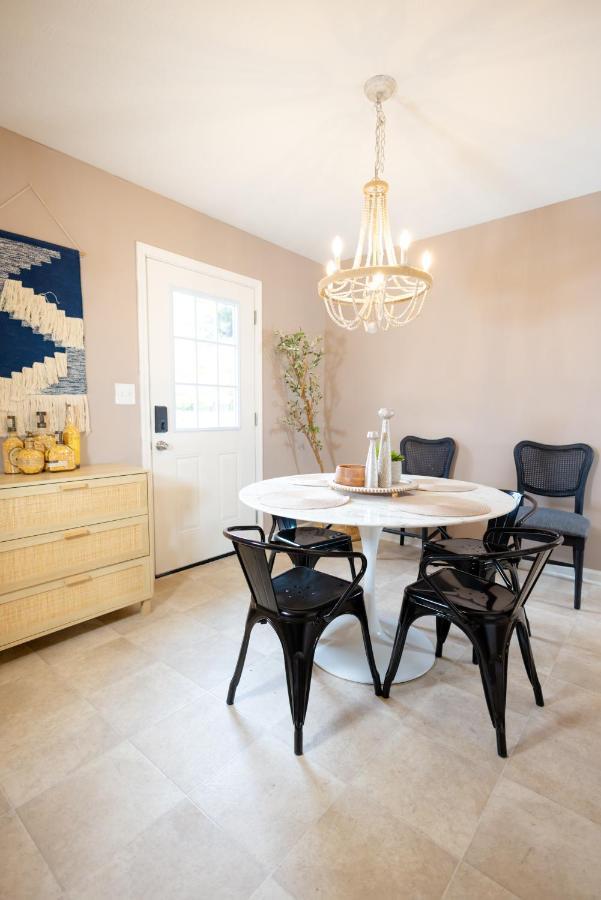 Lux - Downtown Oasis - Pool Table! Free Parking! Villa Lexington Esterno foto