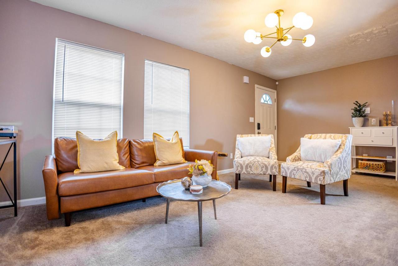Lux - Downtown Oasis - Pool Table! Free Parking! Villa Lexington Esterno foto